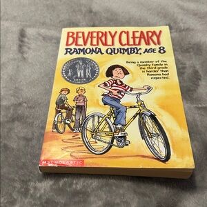 Ramona Quimby, Age 8 by Beverly Cleary, Paperback, 1981